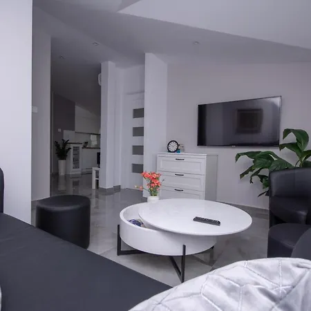 Apartment Ap 17 *