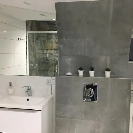 Ap 17 Apartment