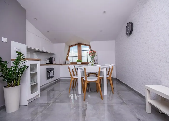 Ap 17 * 쳉스토호바